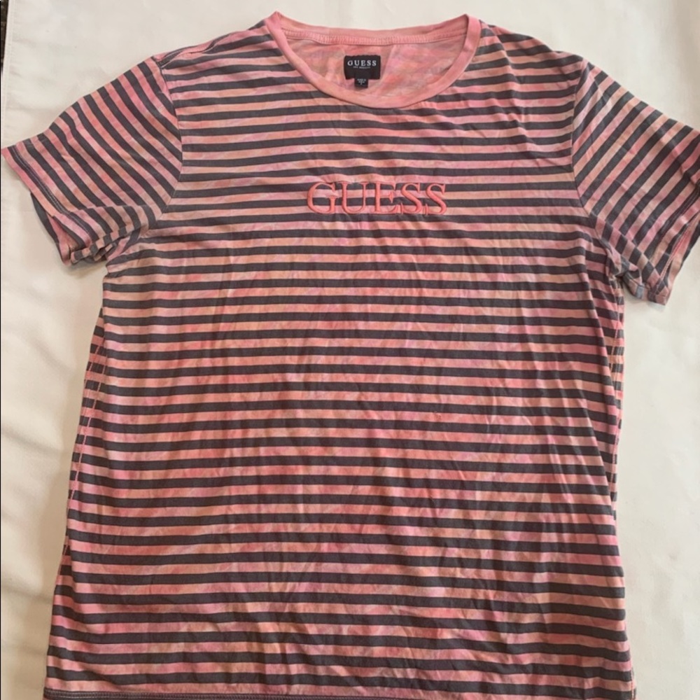 Rare pink guess tee